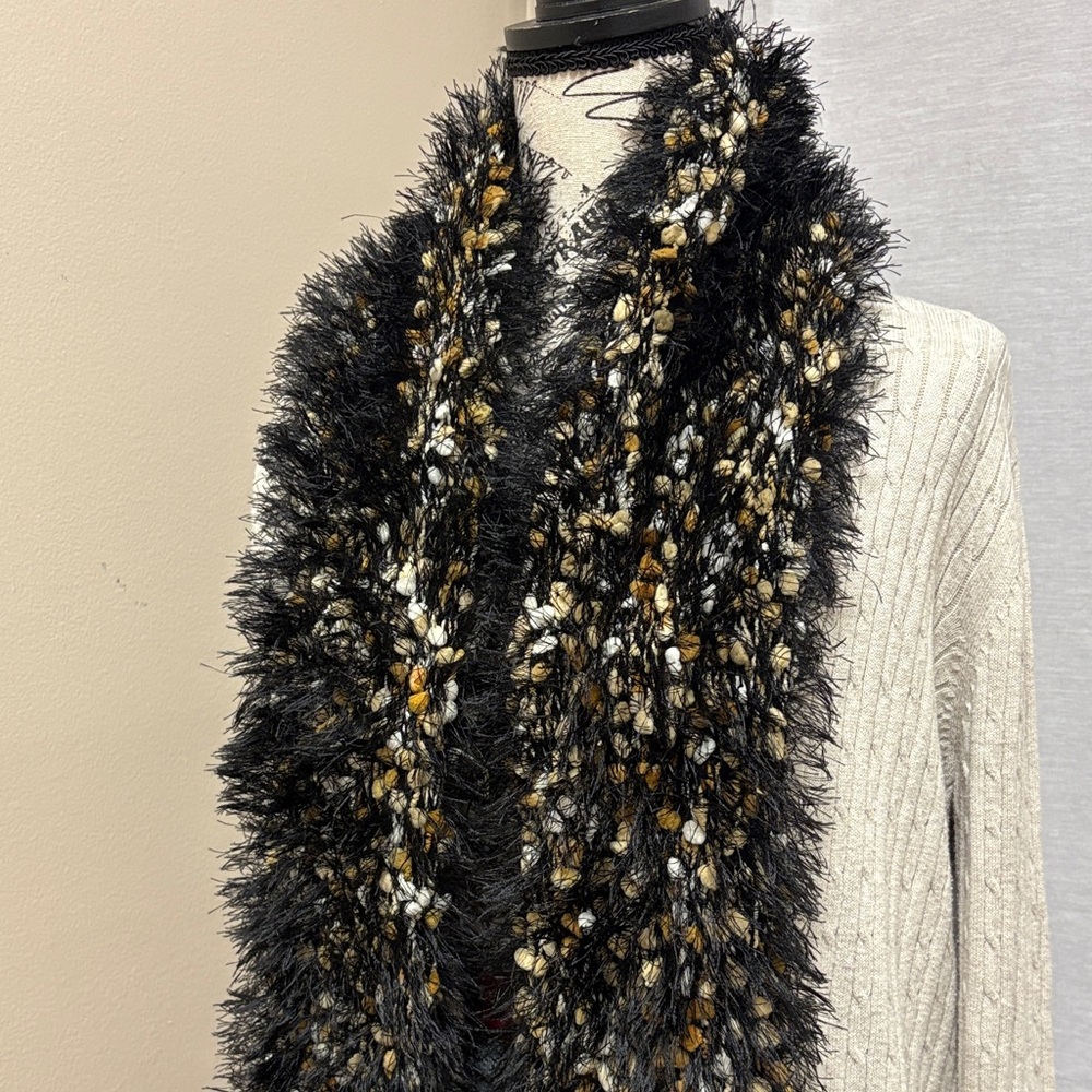 /Stylish Black and Brown Faux fur stretch scarf Sz OS